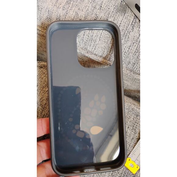 Swarovski Signum For iPhone 14 Pro Max. Iconic Swan Logo, silver-shade Crystals - Picture 3 of 8